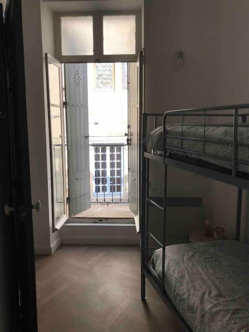 Grand Appartement En Maison De Ville Valréas 外观 照片
