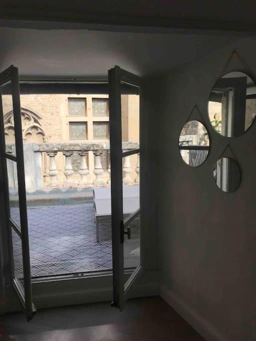 Grand Appartement En Maison De Ville Valréas 外观 照片