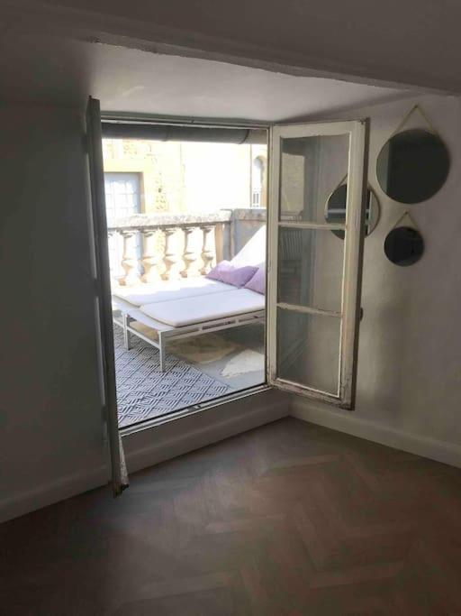 Grand Appartement En Maison De Ville Valréas 外观 照片