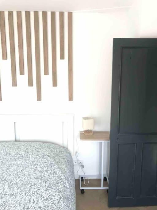 Grand Appartement En Maison De Ville Valréas 外观 照片